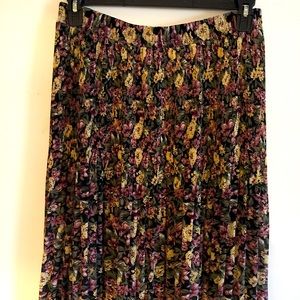 Vintage women’s pleated skirt